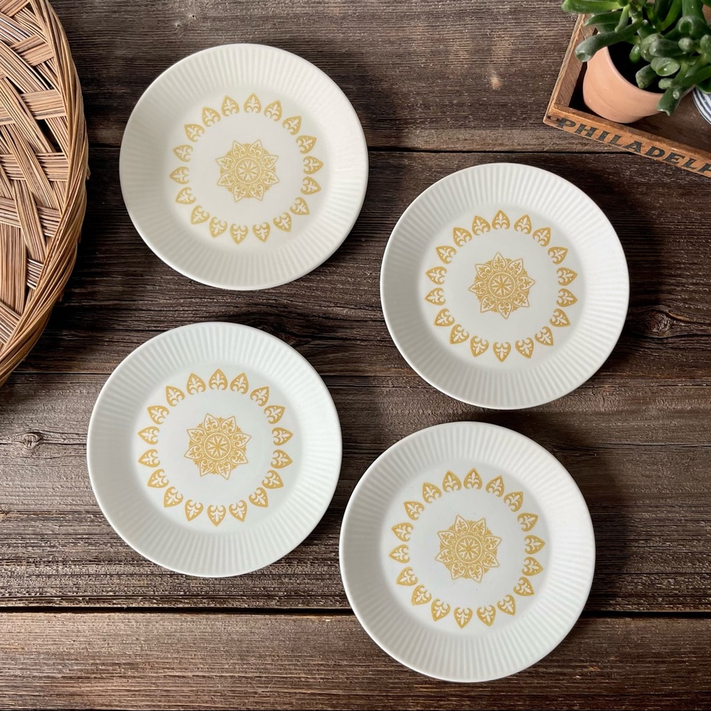 Vintage side plates